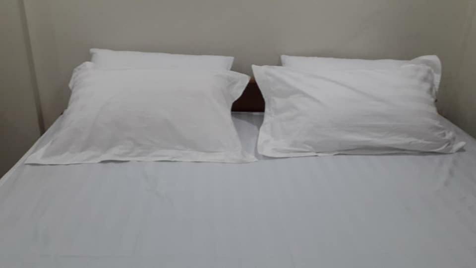 Lux Pillow Hostel Hpa-an Luaran gambar