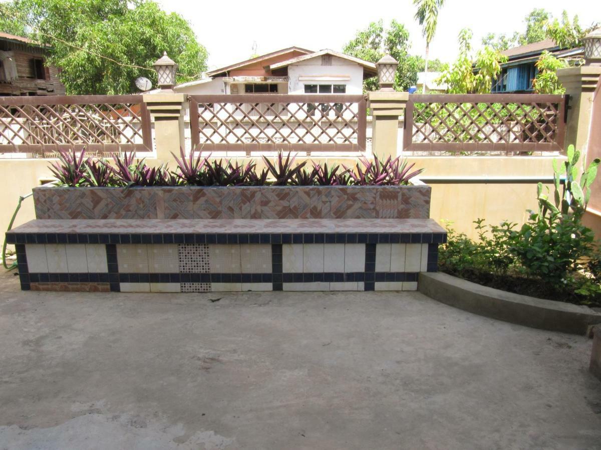 Lux Pillow Hostel Hpa-an Luaran gambar