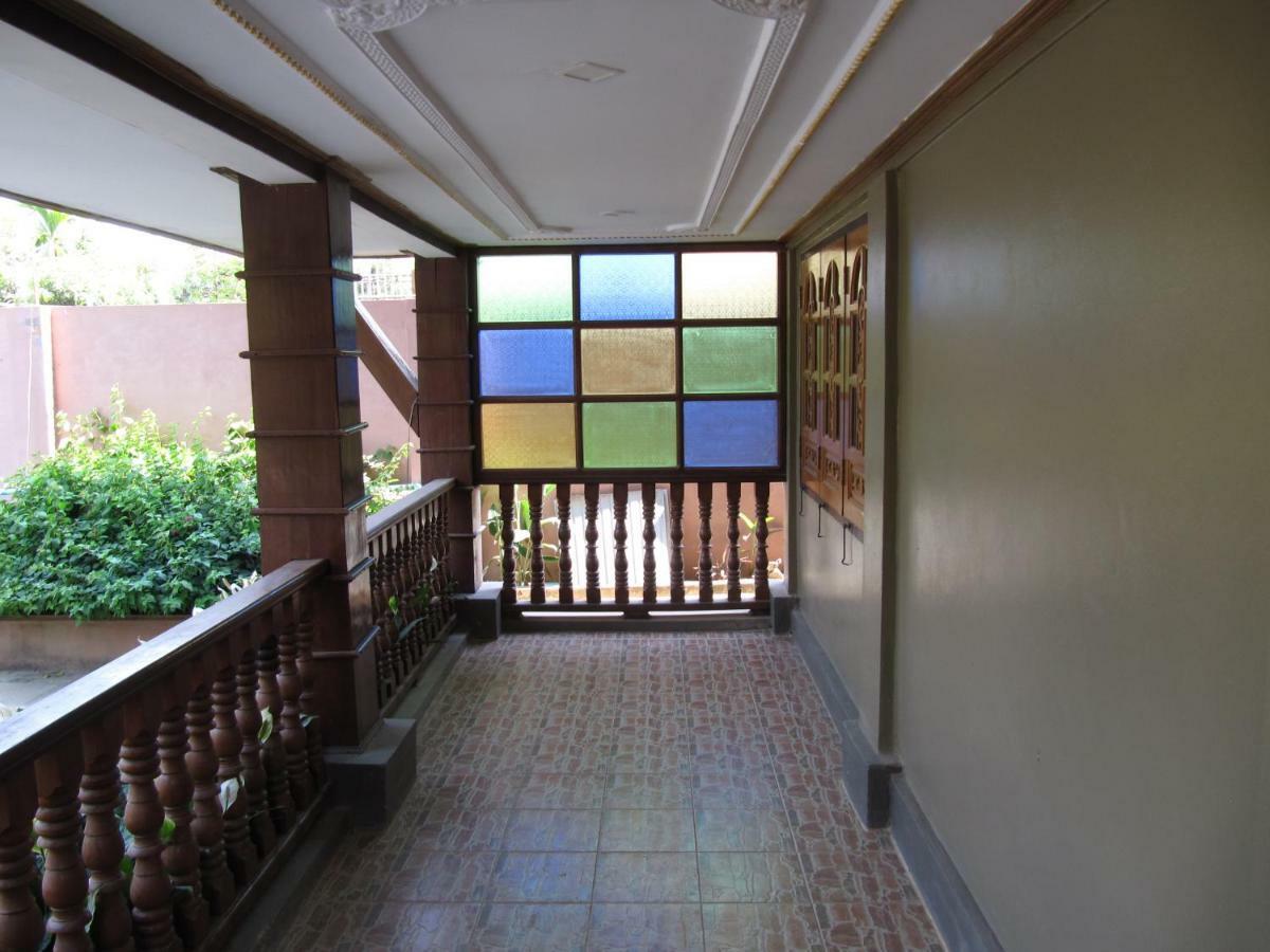 Lux Pillow Hostel Hpa-an Luaran gambar